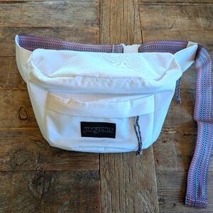 Jansport Restore White Fanny Pack  Multicolor Strap Black‎ Logo